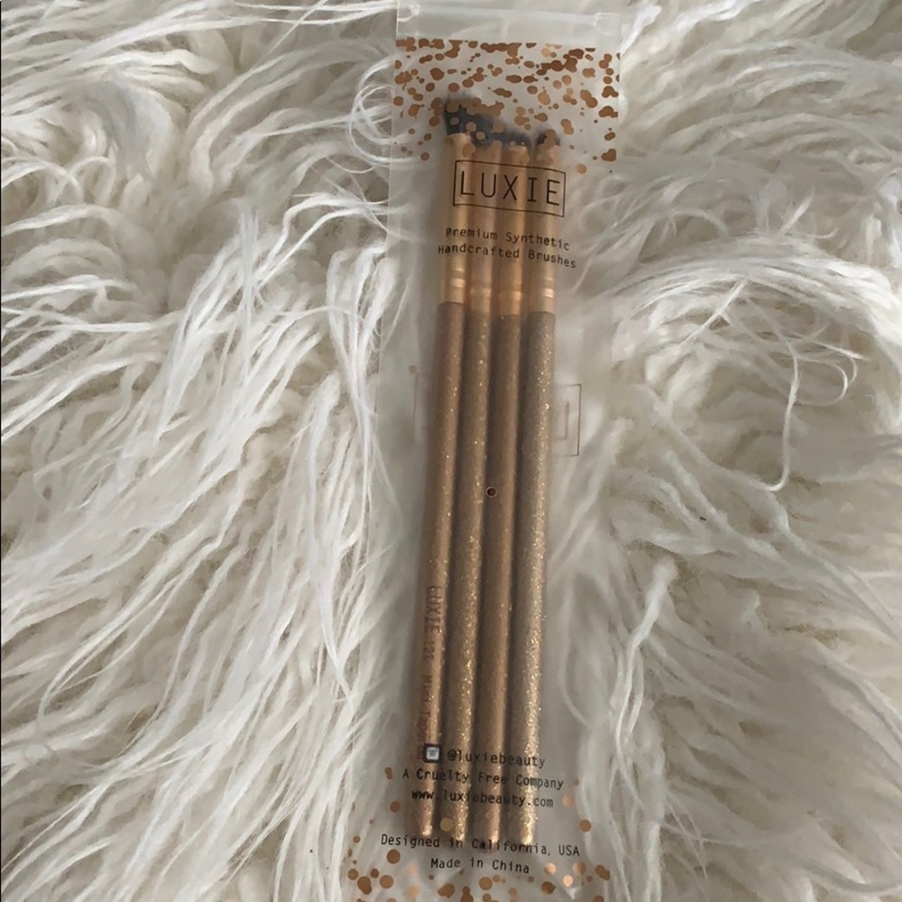 NEW Luxie Brushes -Sparkly Gold
